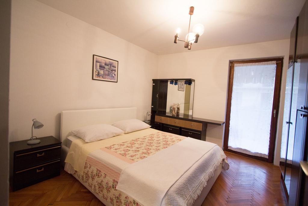 Apartment Cherry Ρόβινι Δωμάτιο φωτογραφία
