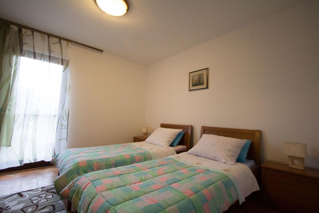 Apartment Cherry Ρόβινι Δωμάτιο φωτογραφία