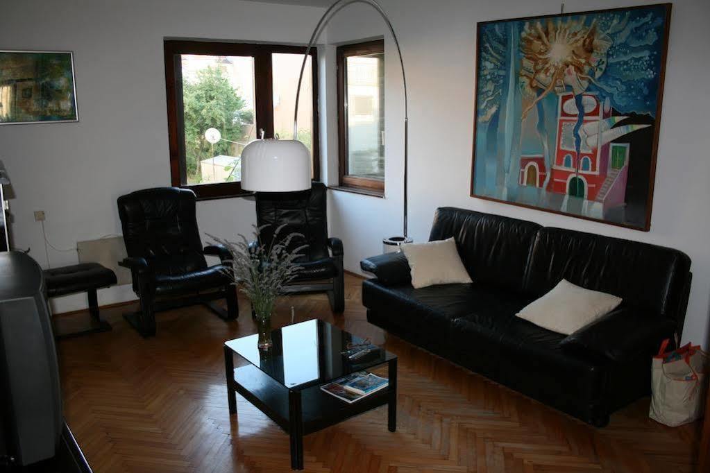 Apartment Cherry Ρόβινι Εξωτερικό φωτογραφία