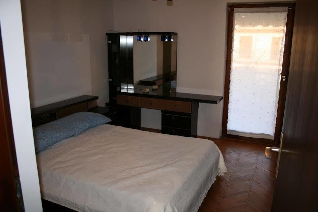 Apartment Cherry Ρόβινι Εξωτερικό φωτογραφία
