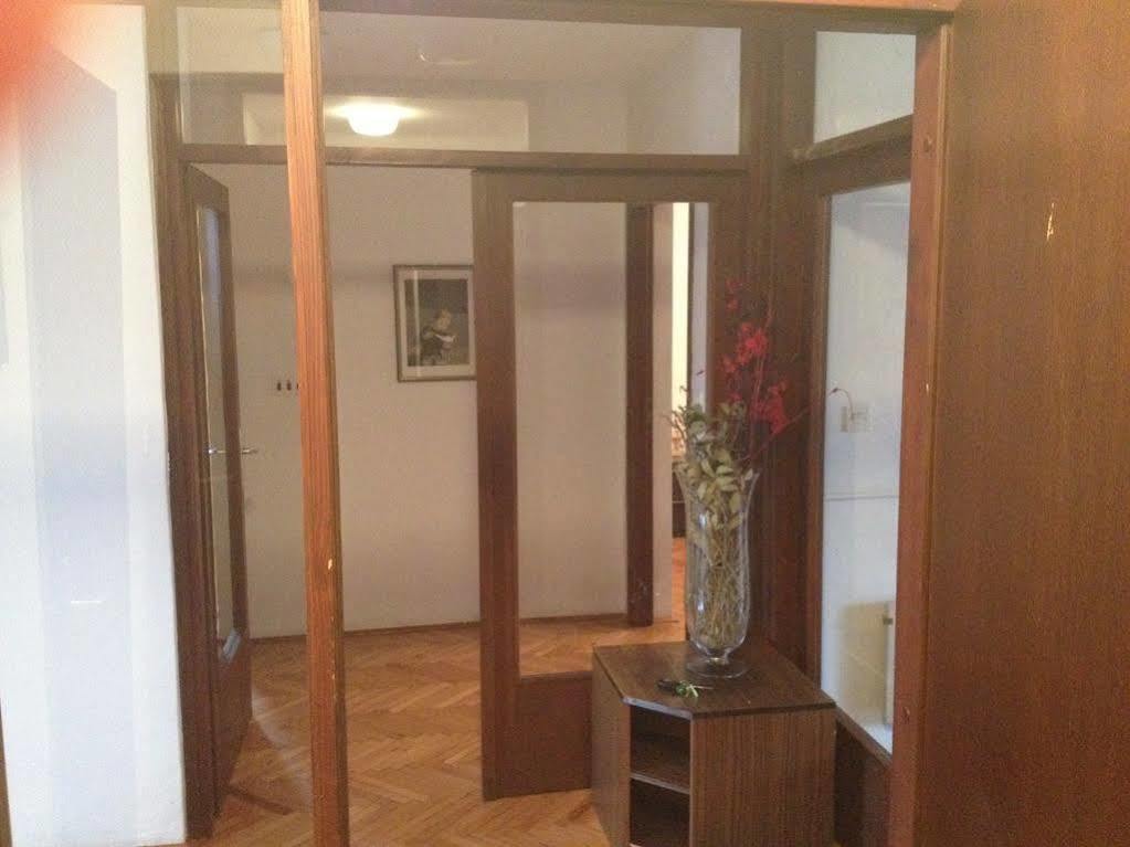 Apartment Cherry Ρόβινι Εξωτερικό φωτογραφία